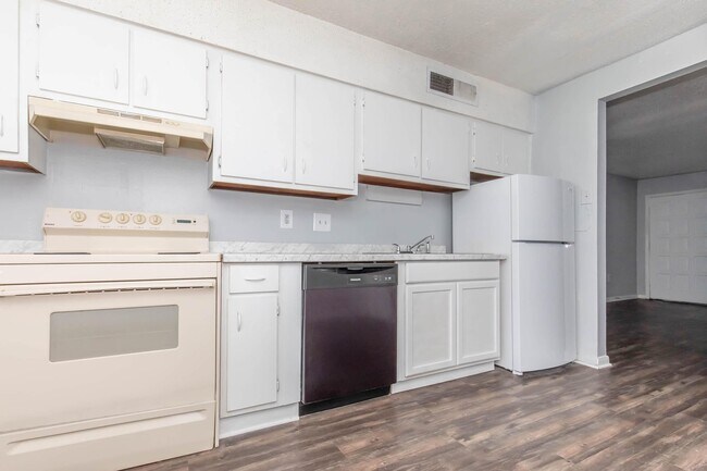 Marion Manor Apartments