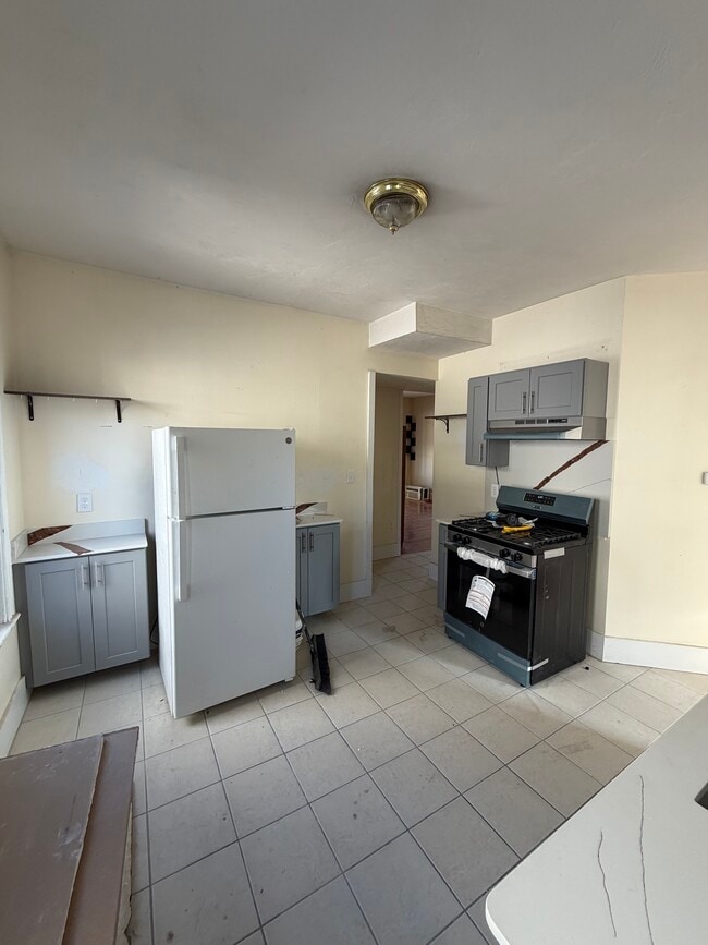 Building Photo - 15 Cushman Rd