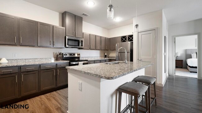 Photo - 2825 Main St Unidad 721