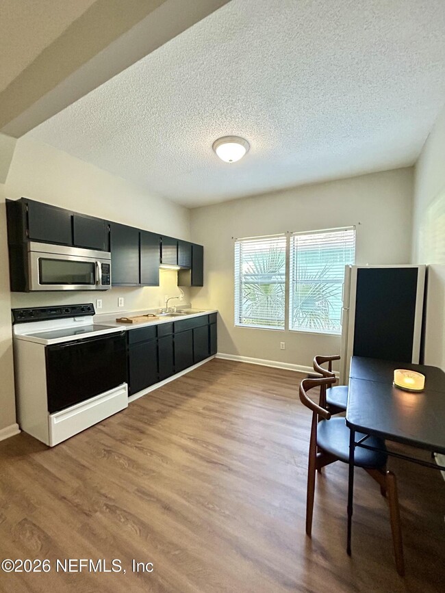 Building Photo - 2786 Forbes St