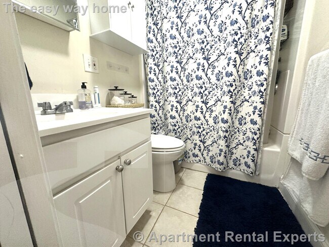 Photo - 1054 Cambridge St Unit #2F