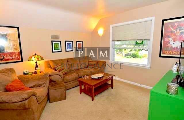 Photo - 6747 Hillside Ln