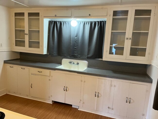 Photo - 5580 High Banks Rd