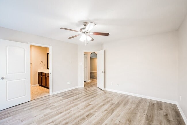 Photo - 27049 Leonardo Dr