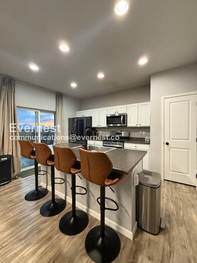 Photo - 1123 Huntington Ave