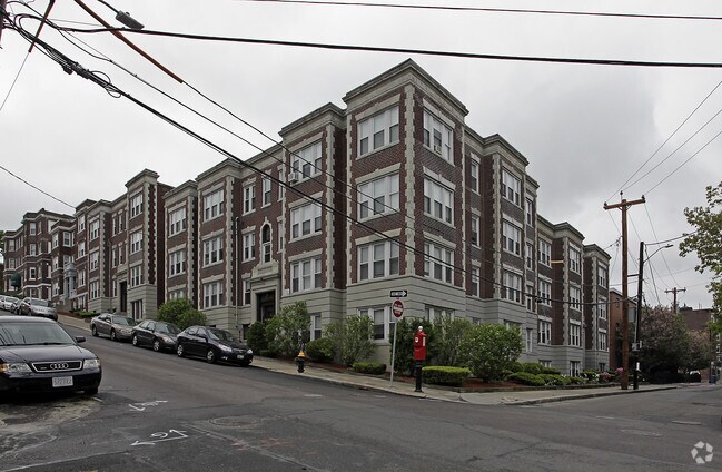 Primary Photo - 99-109 Brainerd Rd