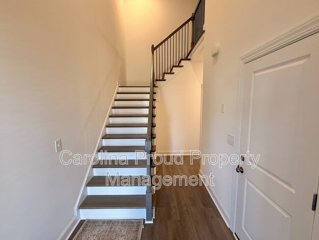 Photo - 1413 Dorset Dr