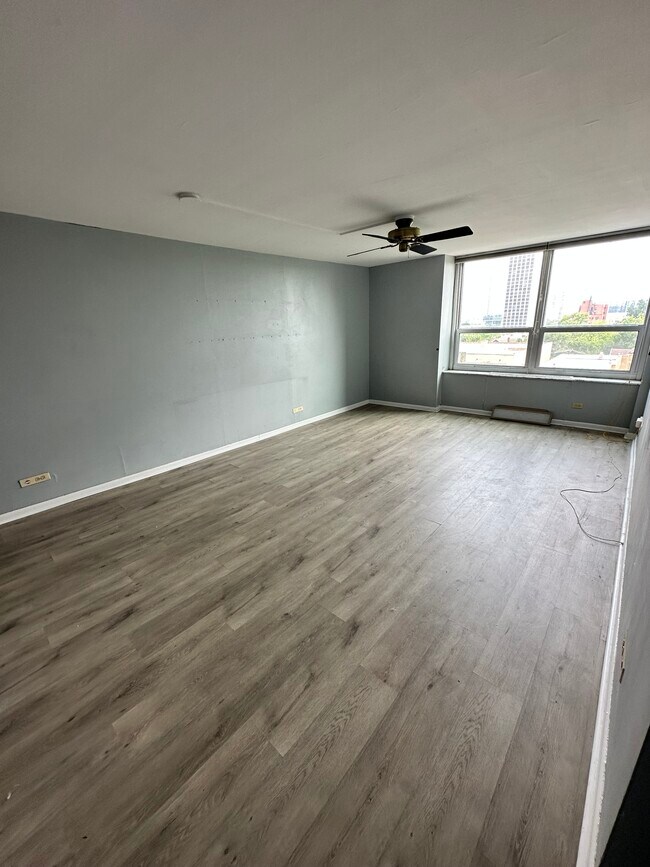 Photo - 720 W Gordon Ter Unit 7F