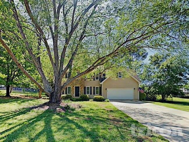 Photo - 125 N Oakland Cir