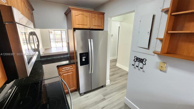 Photo - 5046 SW 145th Ave