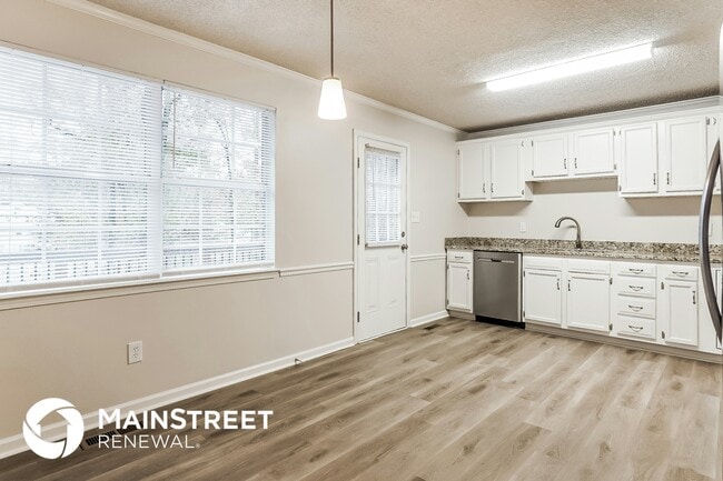 Photo - 11607 Brown Cir