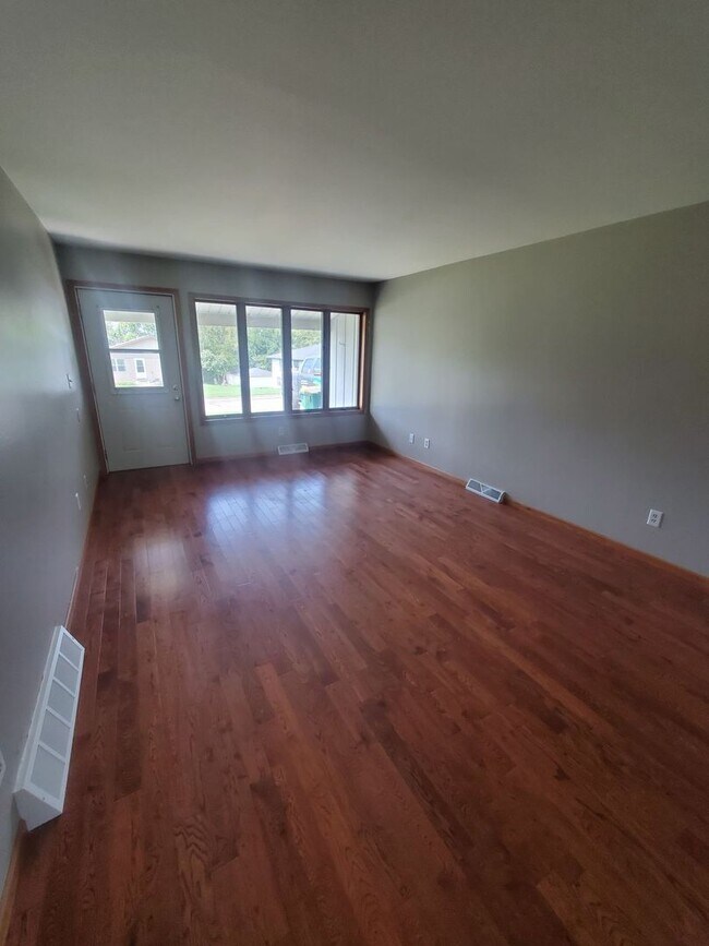 Photo - N868 Amanda St Unit 2