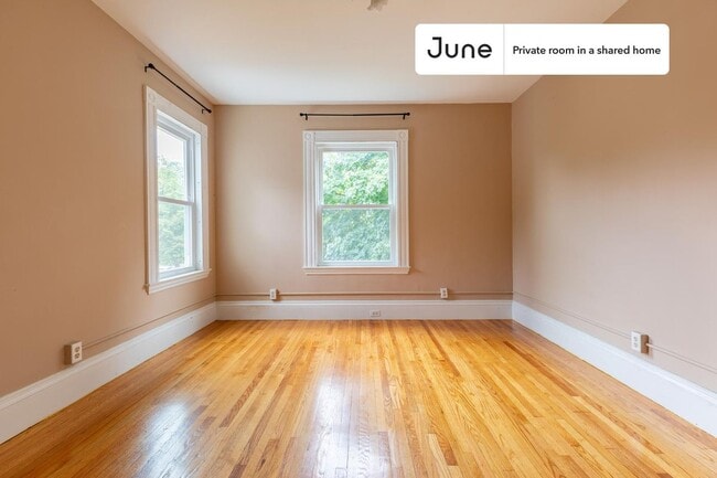 Photo - Room in Shared 6 bed/2 bath home Unidad D