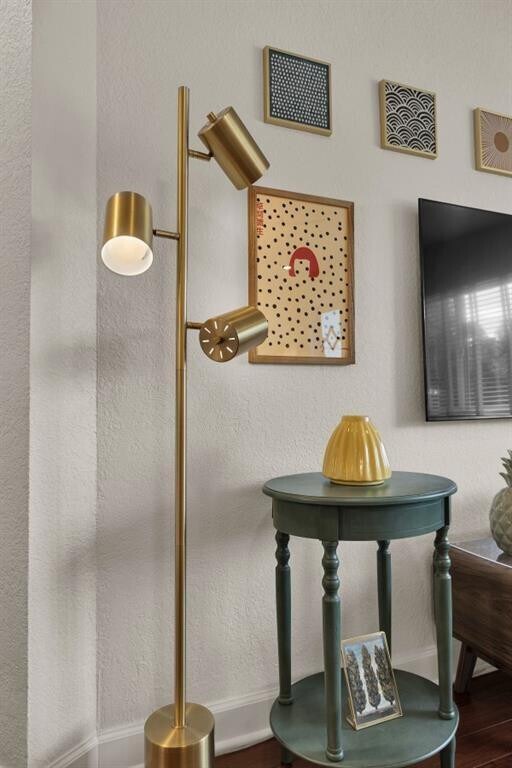 Photo - 2611 NE 20th St