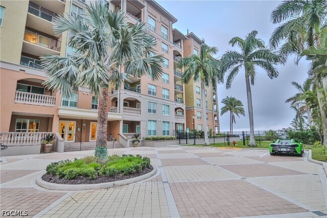 Building Photo - 2825 Palm Beach Blvd Unit 116