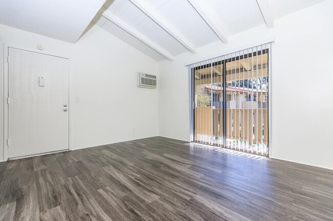 Photo - Maplewood Apartment Homes