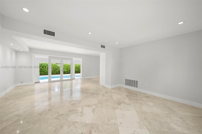 Photo - 5510 Orduna Dr