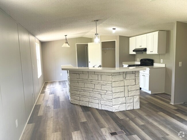 Building Photo - 20253 Perrilloux Rd Rental
