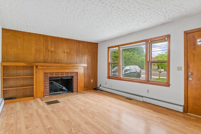 Photo - 1313 Giles Rd Unidad A