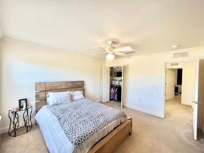 Photo - 703 Majestic Dr