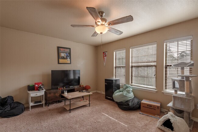 Photo - 104 Yegua Cir