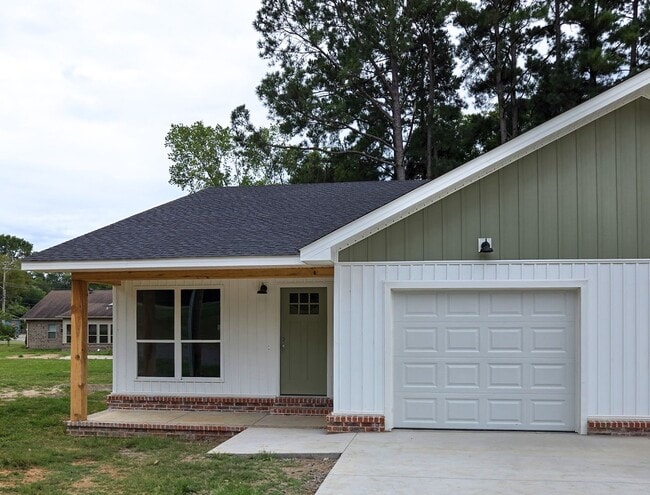 Building Photo - 1519-1519 N 2nd St Unit 1513 N. 2nd St.