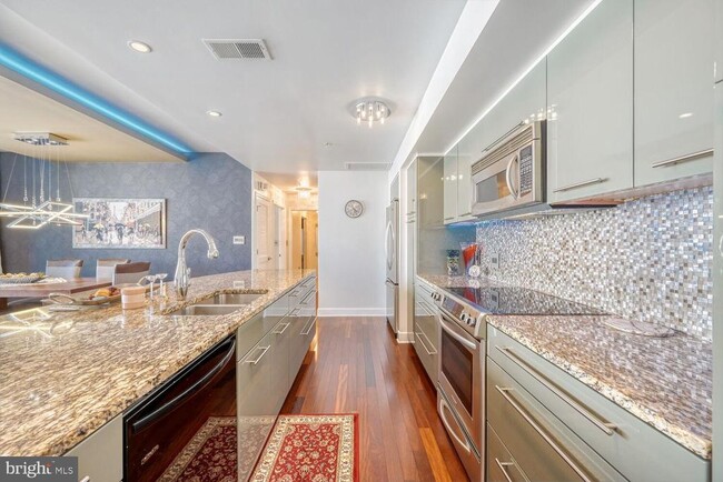 Photo - 675 S President St Unit 1501