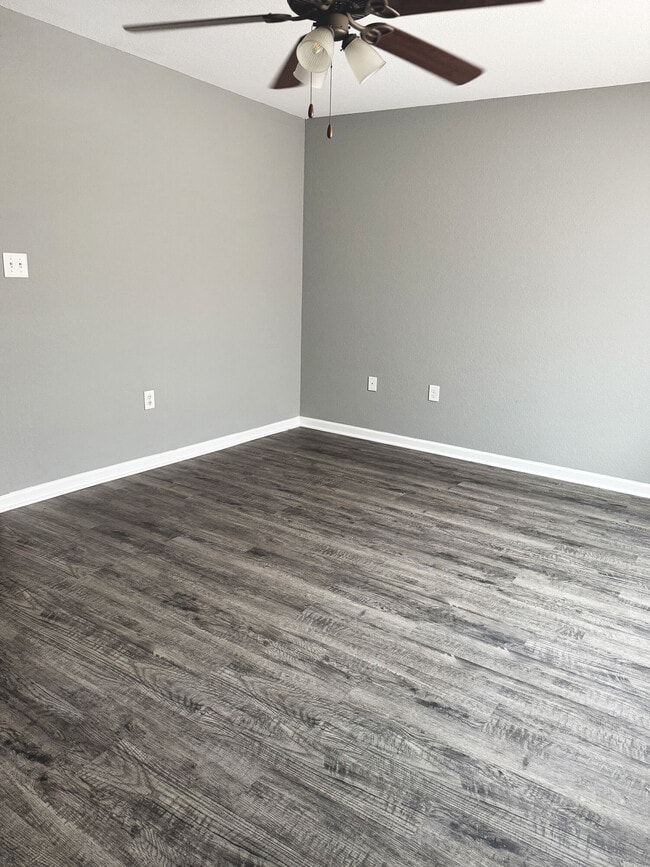 Willow Creek Townhomes
