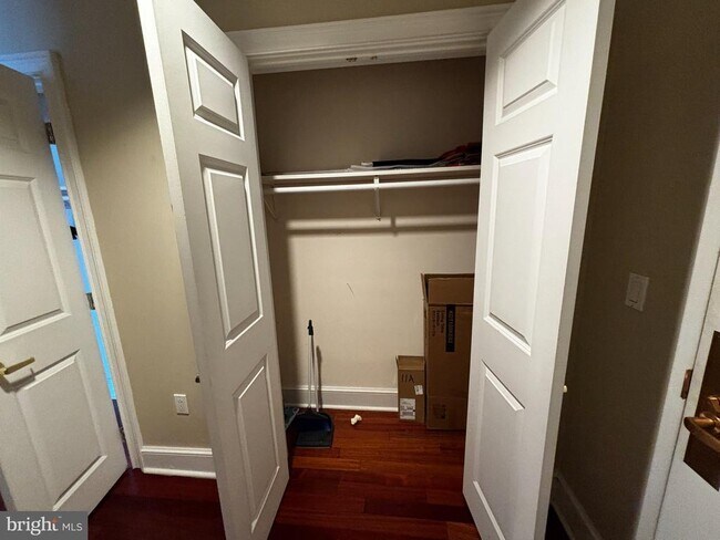Photo - 1500 Chestnut St Unit 11A