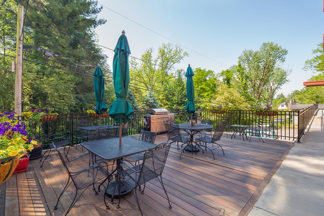 Photo - Grove Park Apartments