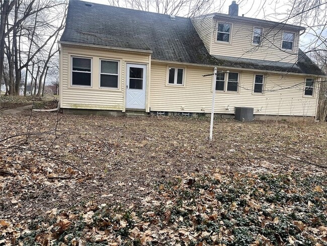 Photo - 705 Roosevelt Rd