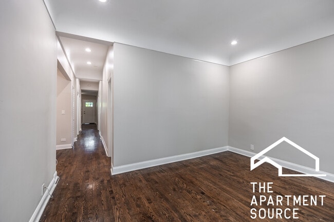 Photo - 4849 N Seeley Ave Unit 2