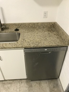 Photo - 1 Bedroom Apartment - Available August 10th Unidad 301