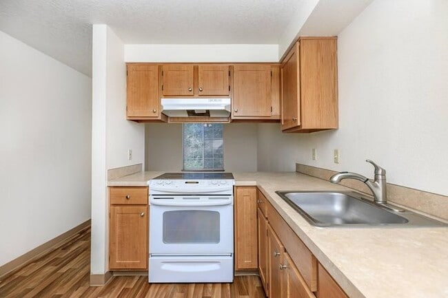 Photo - Brightwaters at Redhawk