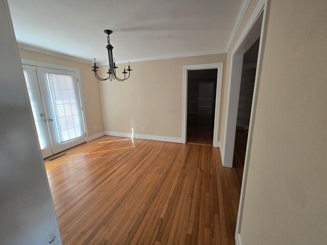 Photo - 1304 Stockton Rd
