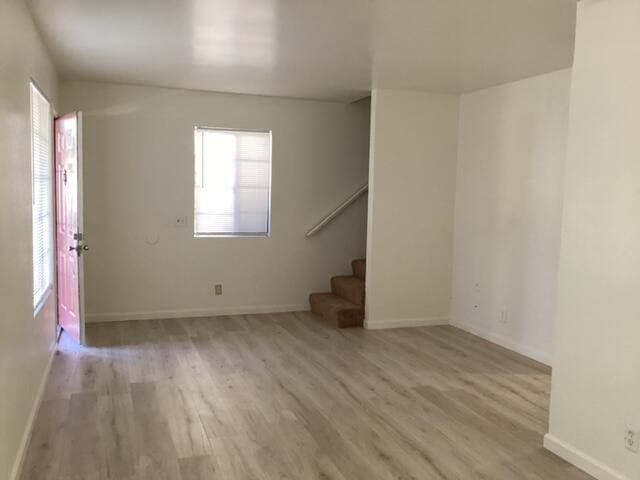 Photo - 38550 22nd St E Unidad 3