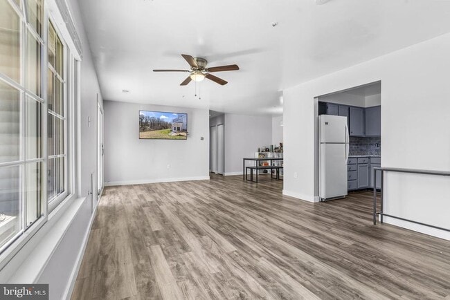 Photo - 8730 Grasmere Ct