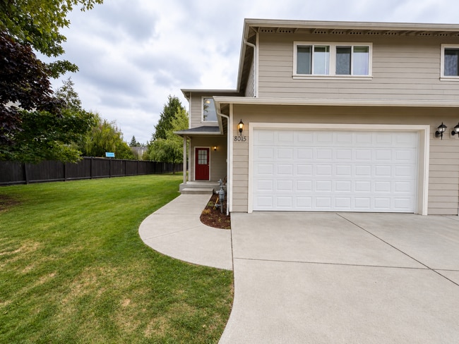 Building Photo - Spacious University Place Home Near Chambers Bay | 2-Car Garage & Lawn Care Included Unit 8015