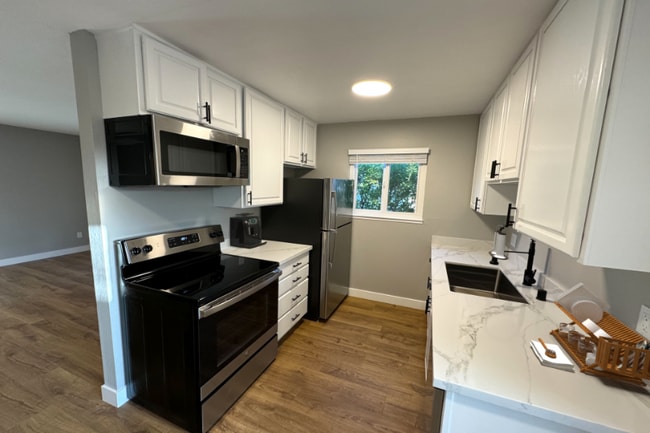 Photo - 2304 Maher Dr Unit 3