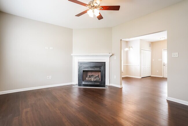 Photo - 2306 King Malcolm Ln