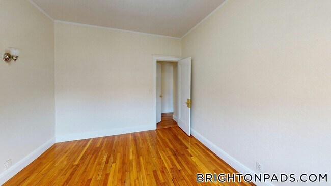 Photo - 1800 Commonwealth Ave Unidad 8