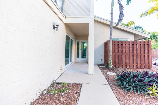 Photo - 7860 Stanway Pl