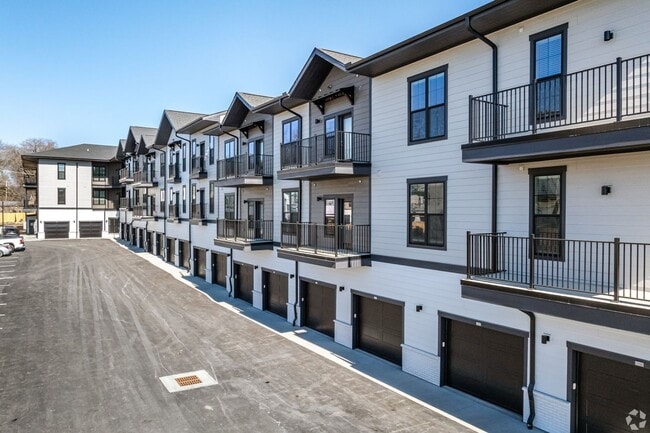 Photo - Mission Flats Apartments
