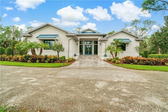 Photo - 2991 2nd St NW