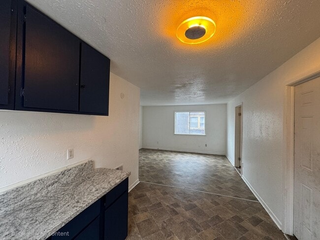 Photo - 14925 Mendota St