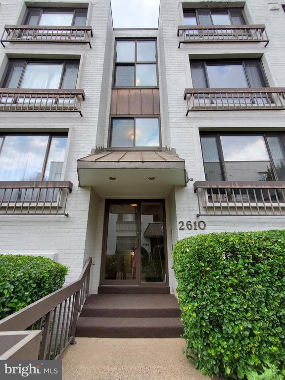 Photo - 2610 Tunlaw Rd NW Unit 103