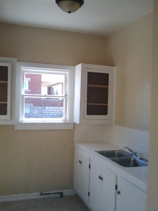 Photo - 1531 Mundy Dr Unit 2