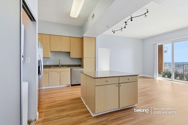 Photo - 488 E Ocean Blvd Unit 910