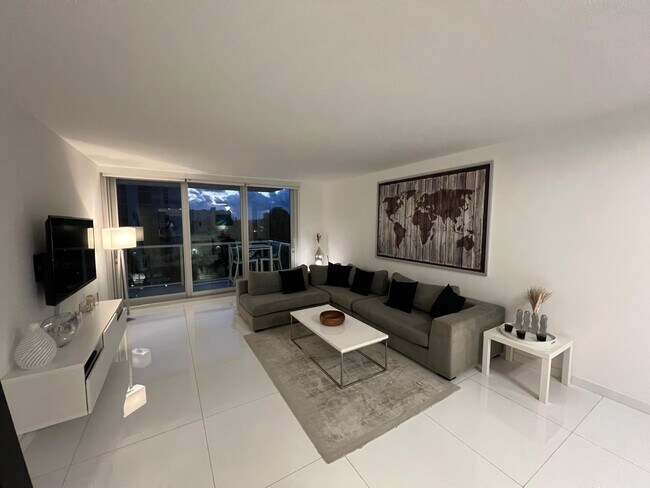 Photo - 1000 West Ave Unit Mirador #407