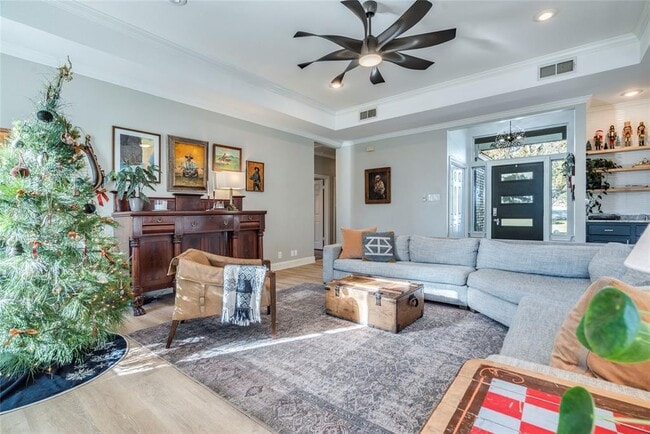 Photo - 106 Rupen Ct